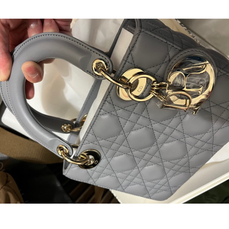 【ゴージャスでグラマラス♡】DIOR D-Drop リング 全新dior - 優惠推薦- 2025年8月| 蝦皮購物台灣