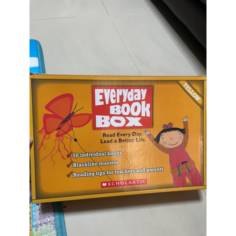Amazon.com: Everyday Book Box: Blue: 9780545377577