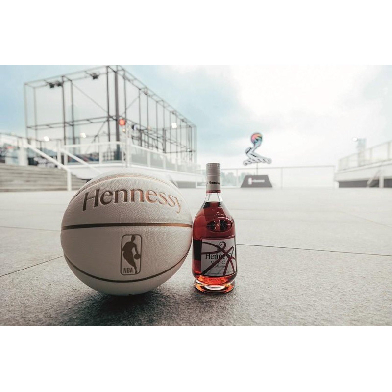 Hennessy 籃球NBA basketball 限量款 蝦皮購物