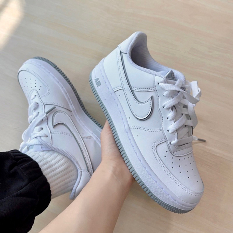 現貨NIKE AIR FORCE 1 (GS) AF1 白灰灰框大童鞋女鞋版鞋DX5805-100