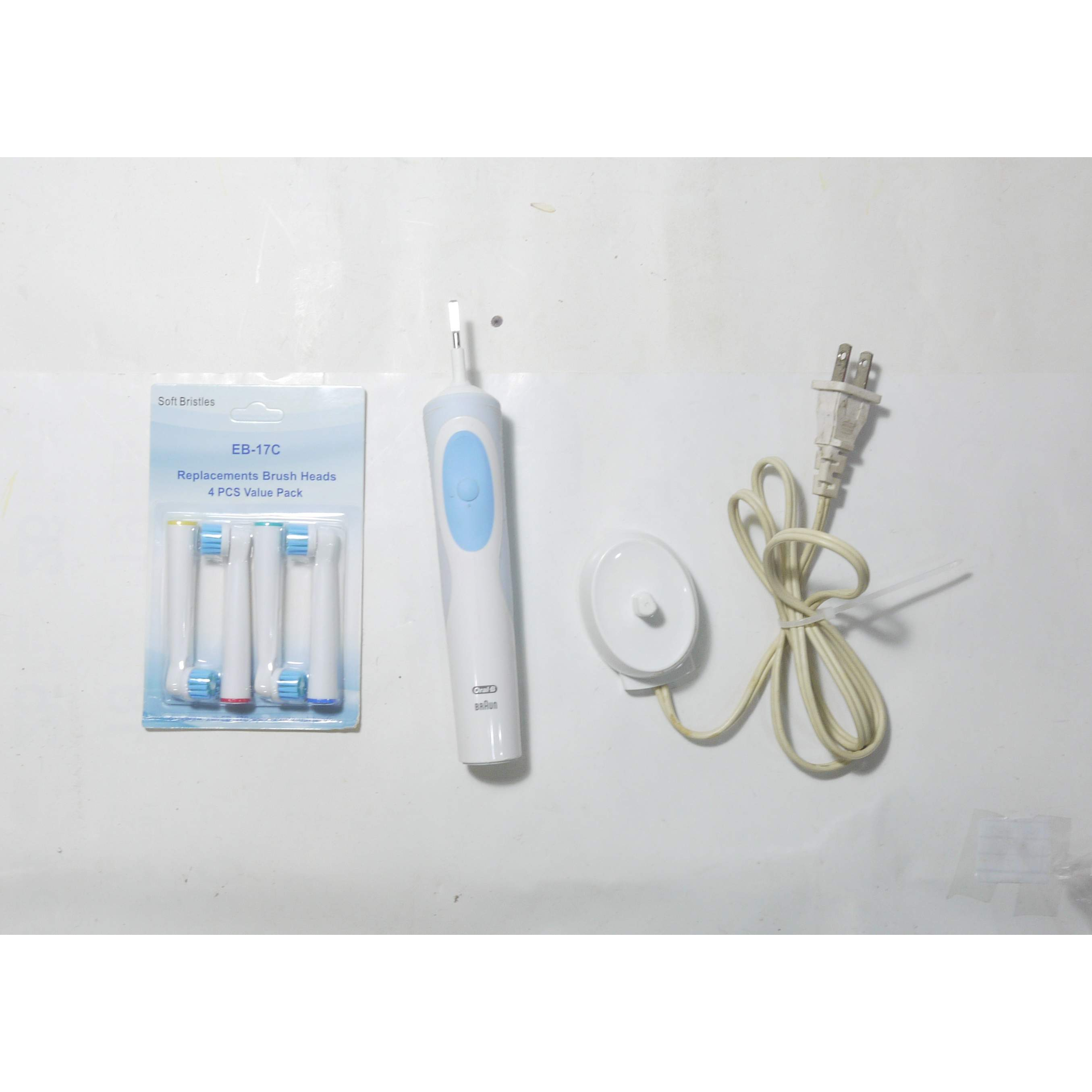 二手,百靈BRAUN Oral-B 充電式 電動牙刷/附副廠全新刷頭/TYPE 3709 | 蝦皮購物