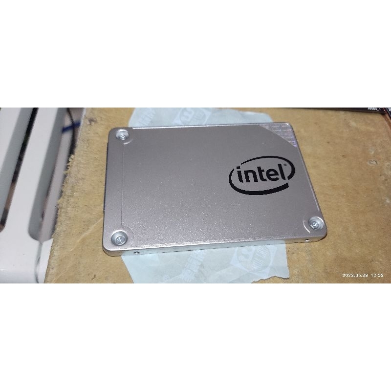 INTEL SSDSC2KW240H6 540 240g ssD tlc 96