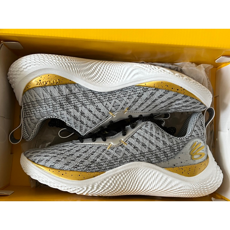 UNDER ARMOUR CURRY 10 YOUNG WOLF | 蝦皮購物