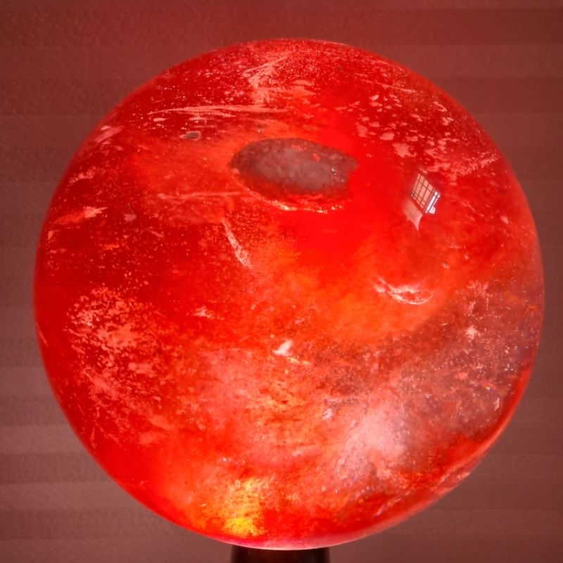 熔煉球、溶煉水晶球、風水球，114mm，淨重1620.5g，透光，成色完美