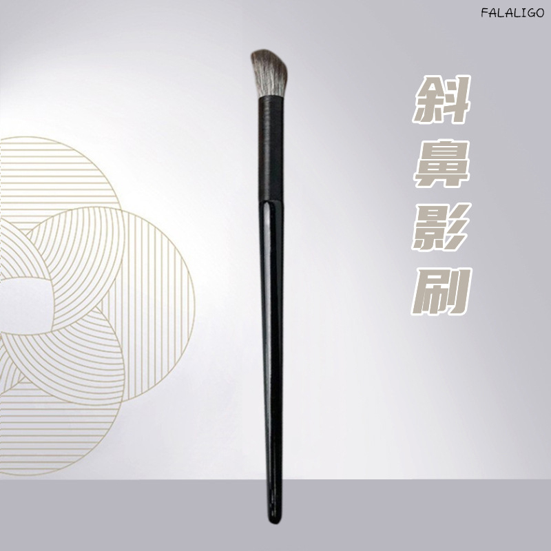 『現貨3隻57』 鼻影刷 斜鼻影刷 指腹鼻影刷 魅女郎a105手指腹斜頭鼻影刷修容刷陰影刷側影刷便攜媚女郎化妝刷 | 蝦皮購物