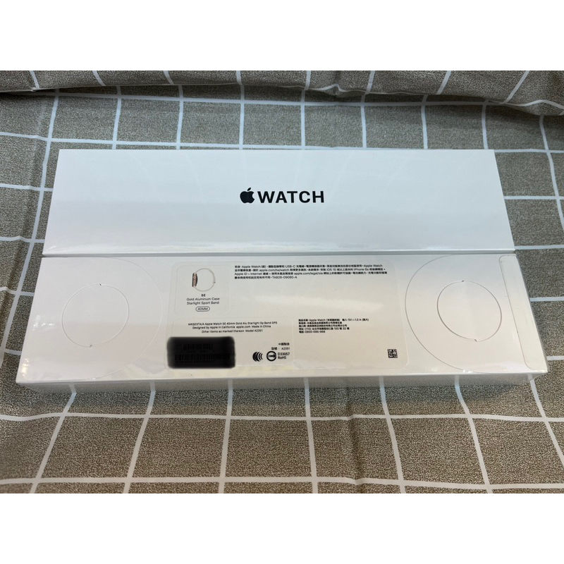 Apple Watch SE (第一代) GPS 40mm 全新未拆 銀色鋁金屬錶殼 藍色運動型錶帶 台灣公司貨