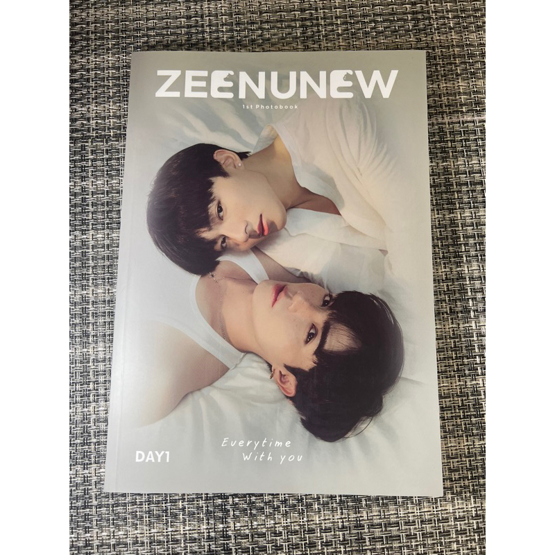 （現貨）ZeeNunew 1st photobook Day1瑕疵便宜賣