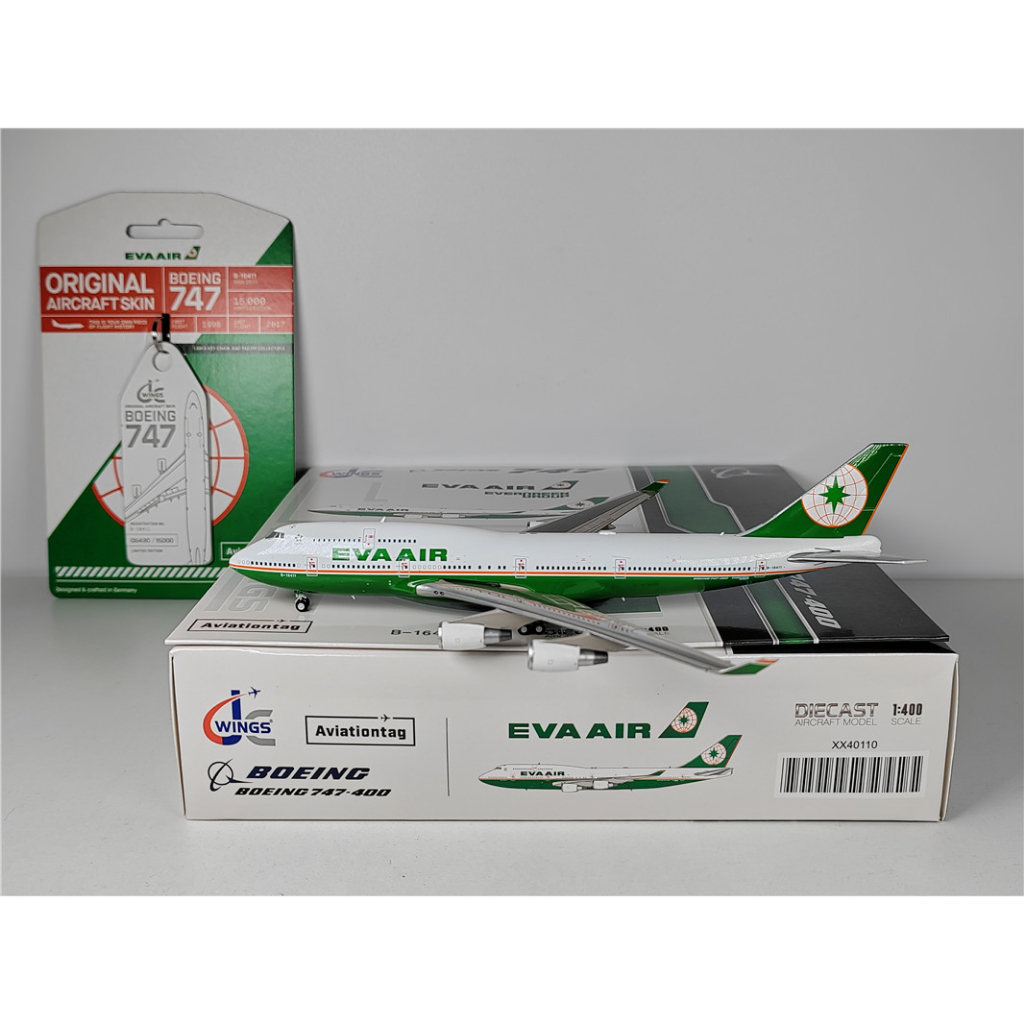 Buy EVA Air Boeing 747-400 Wings Model & Aviationtag Set