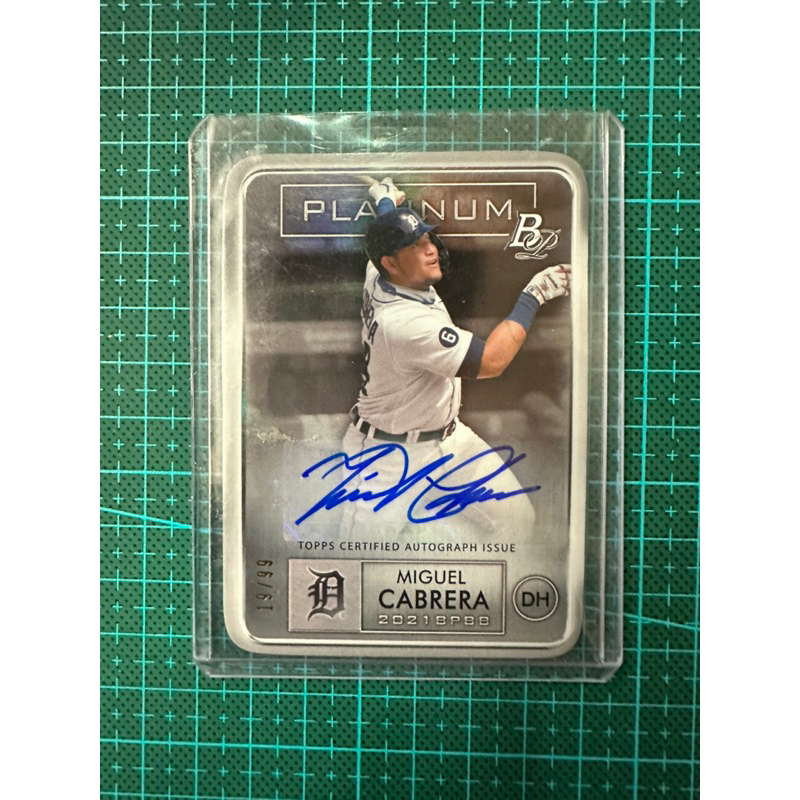 Lauren Taylor x Topps - Artist Autographed Miguel Cabrera Base Card