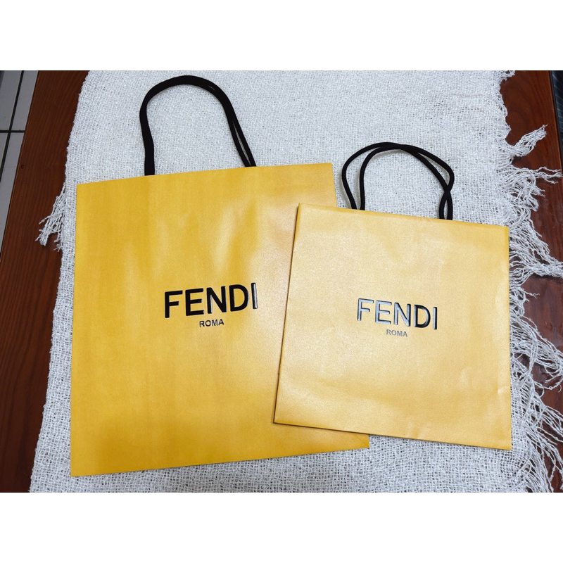 FENDI 紙袋 - ラッピング・包装