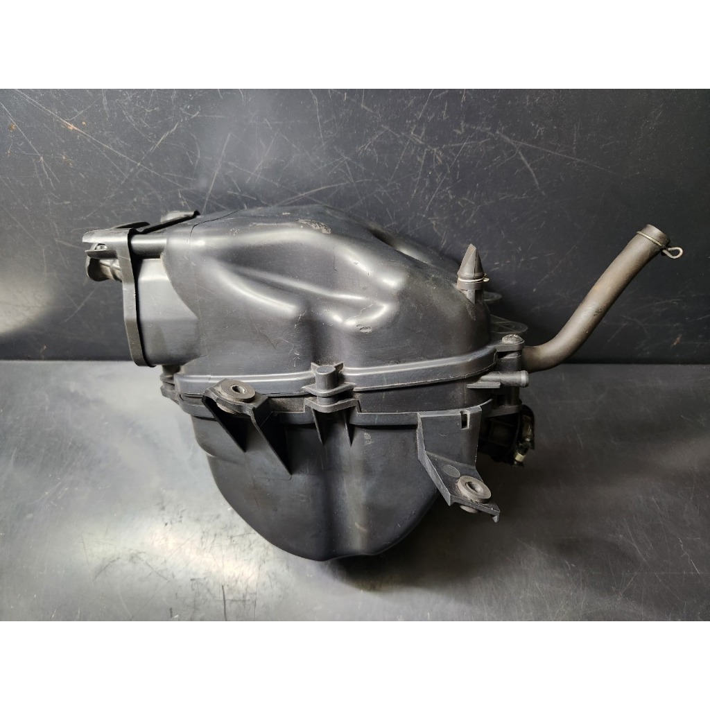 本田 HONDA CBR150R 空濾盒 空濾總成 總成 CBR 150 原廠 二手 中古 零件 | 蝦皮購物