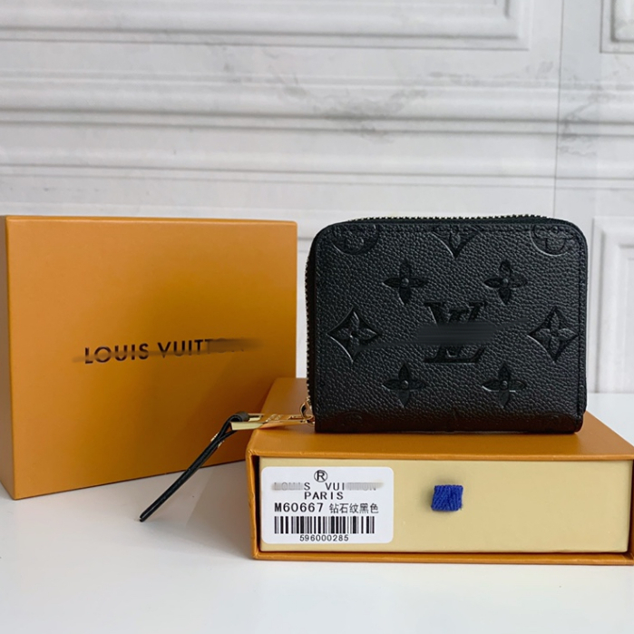 Louis Vuitton M82253 Coin Card Holder