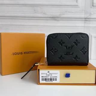 Louis Vuitton Monogram Street Style Leather Logo Card Holders (M82253) in  2023