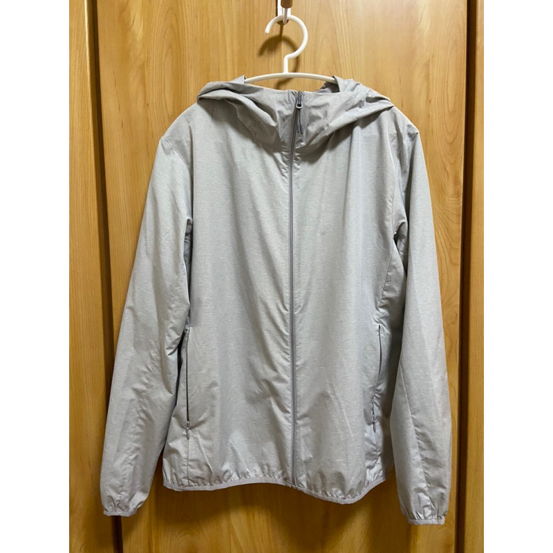 UNIQLO 防曬外套L號淺灰 近全新 | 蝦皮購物