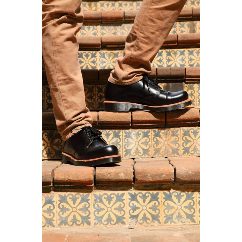 dr.martens leigh 1461