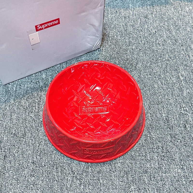 Supreme Diamond Plate Dog Bowl Silver | Hype Clothinga