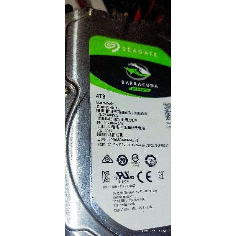 Seagate Barracuda ST4000DM004 4 To 3.5" SATA III – Disque Dur Interne 4000 Go Fiable Pour PC Bureau Stockage Massif