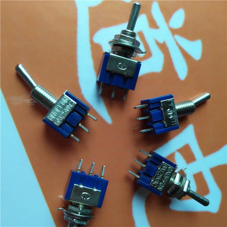 庫存不用等-【no】-小型鈕子開關 MTS-103 3腳3檔 單聯單刀三擲 搖頭 撥動開關 深藍（1個一拍）w2 [現 | 蝦皮購物