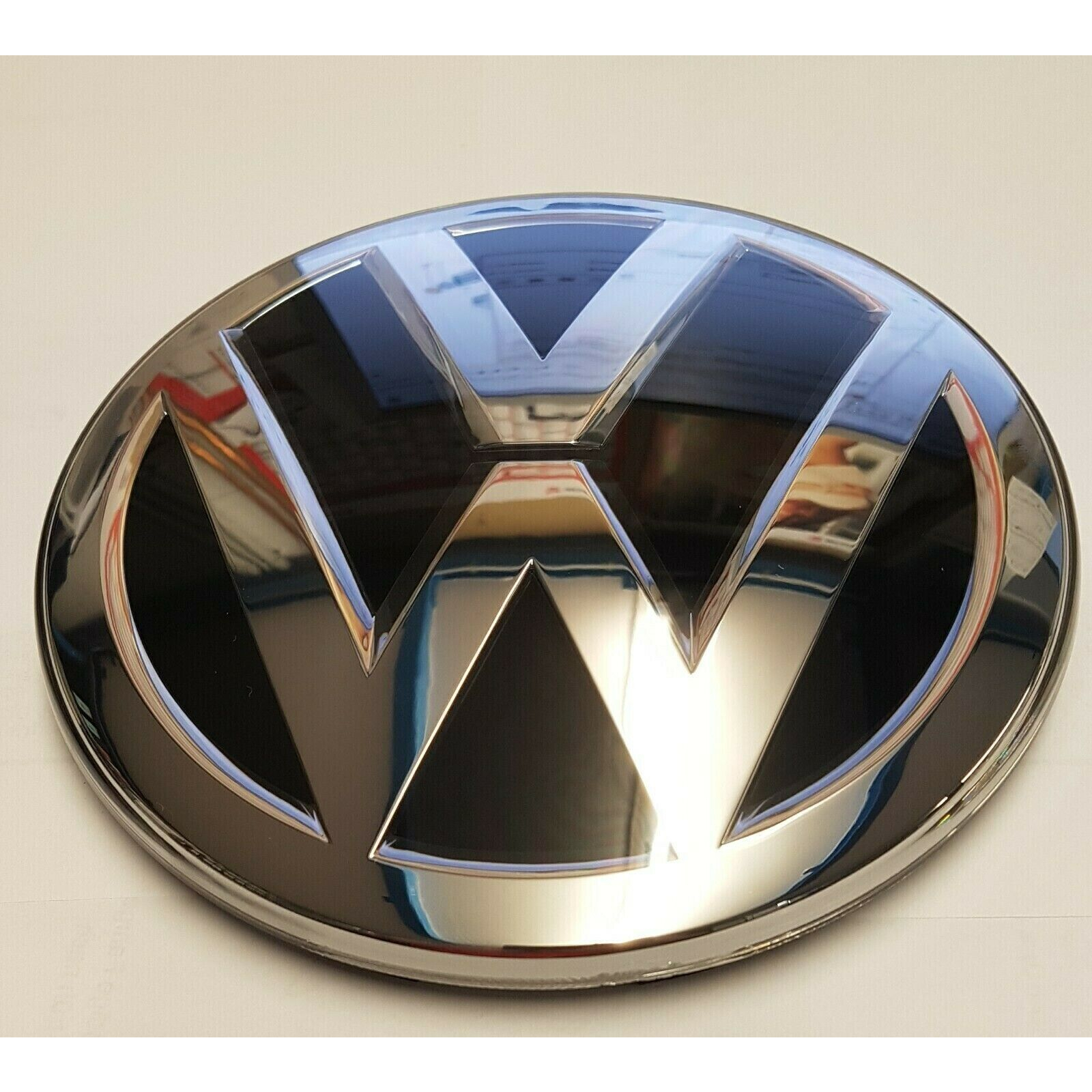 【KITCO】5NA853601 JZA VW福斯TIGUAN5N 前標誌 歐洲原廠 | 蝦皮購物