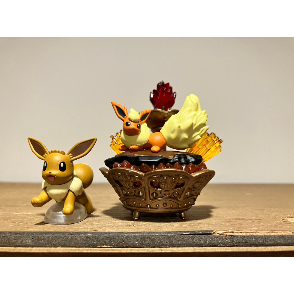 火伊布 + 伊布 pokemon 寶可夢 水晶寶石系列收藏 水晶 火精靈 RE-MENT 盒玩 玩具 玩偶 扭蛋 轉蛋 | 蝦皮購物