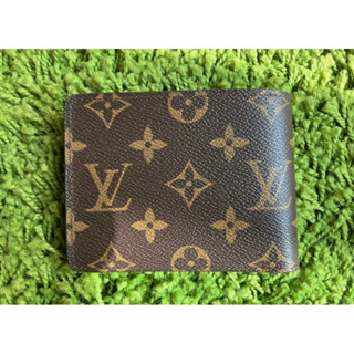 Shop Louis Vuitton Multiple wallet (M60895) by treatmyself