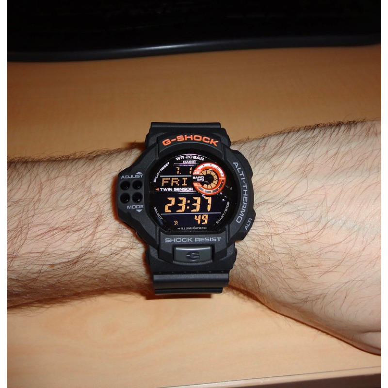 二手品項佳🇯🇵 日本原裝製造🇯🇵 CASIO G-SHOCK GDF-100 測溫測高錶