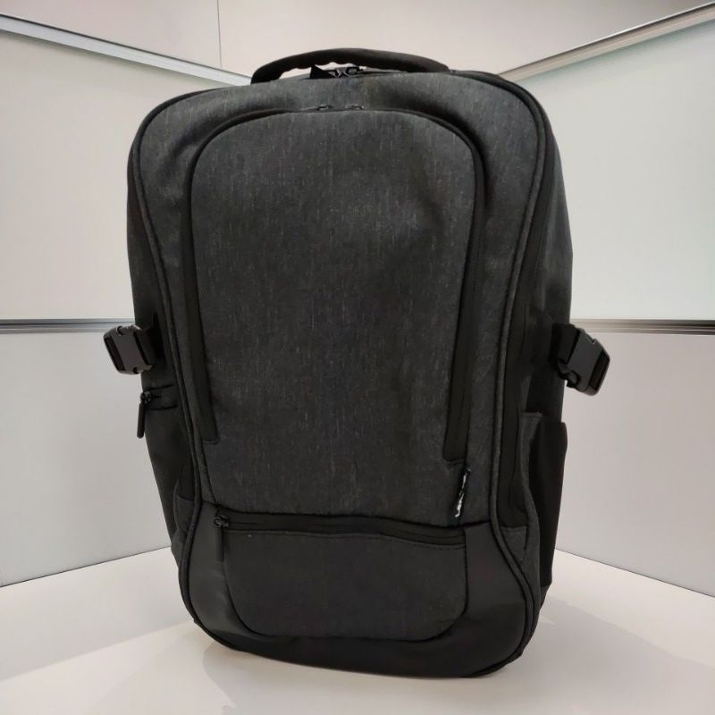 Lenovo 17 passage clearance backpack