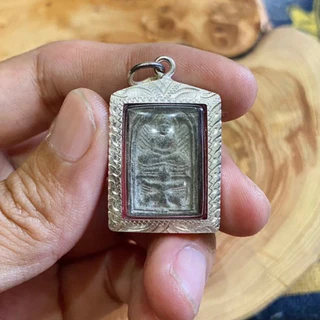 📿九大聖僧神通第一龍婆蜀⚜️百年小金佛崇迪坐大鵬翅鳥⚜️純銀殼孤品圖鑑版