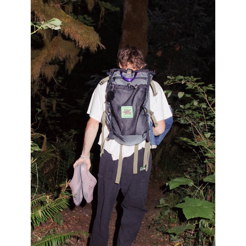 BRAIN DEAD EQUIPMENT CLIMBING BACKPACK 後背包 - STEALTH 黑 | 蝦皮購物