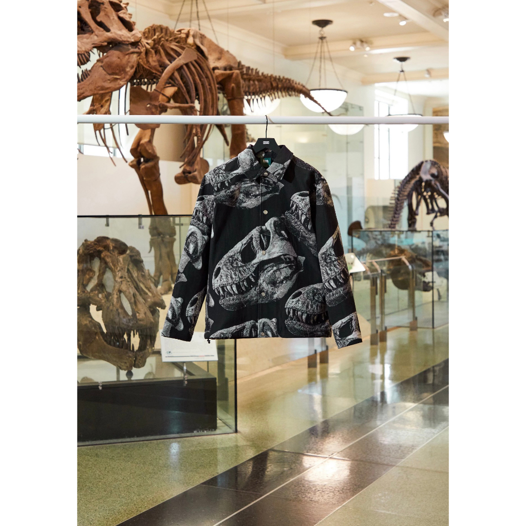 Kith for AMNH T-Rex Coaches Jacket 尺寸：M
