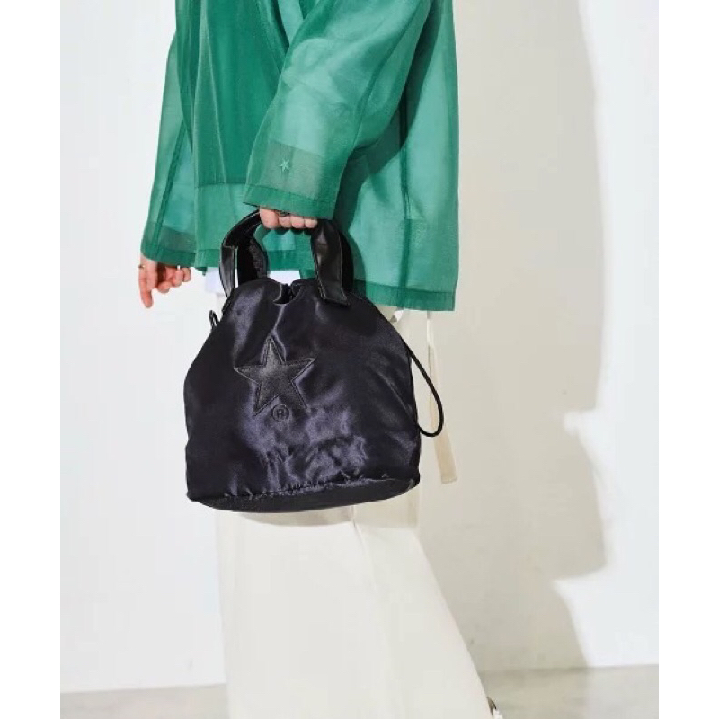 Converse Tokyo Satin Balloon Bag 亮面氣球包| 蝦皮購物