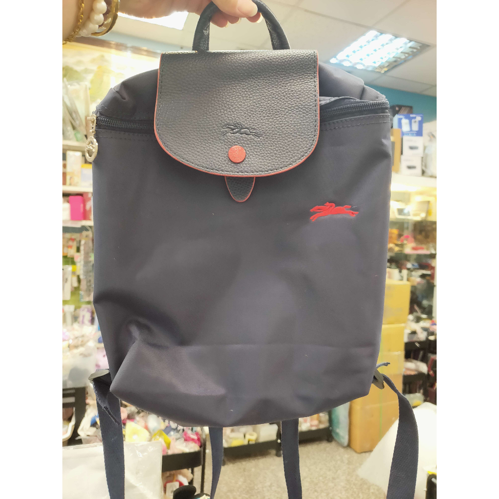 *Longchamp 經典Collection系列刺繡摺疊拉鍊後背包-30*26CM LONGCHAMP 深藍色後背包 | 蝦皮購物