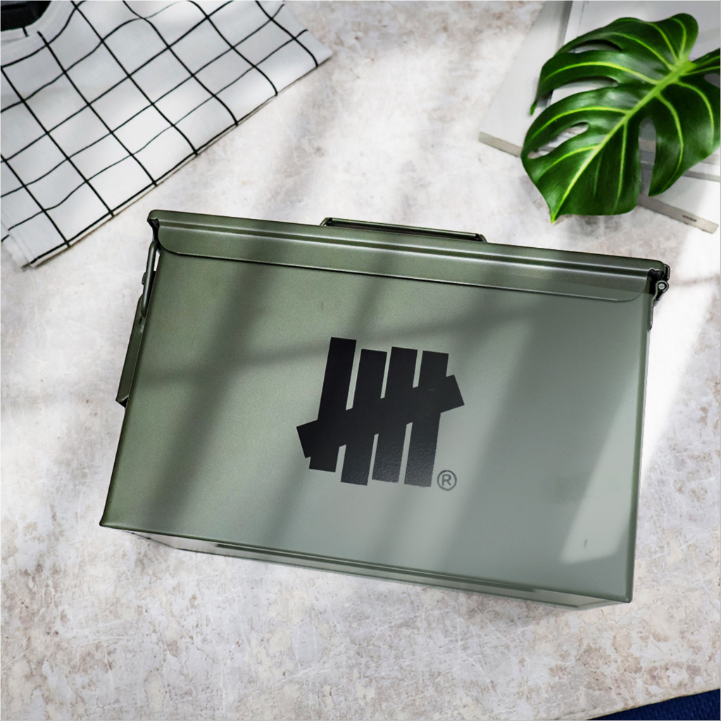 ☆AirRoom☆【現貨】2023SS UNDEFEATED AMMO BOX 子彈箱 工具 鐵箱 | 蝦皮購物