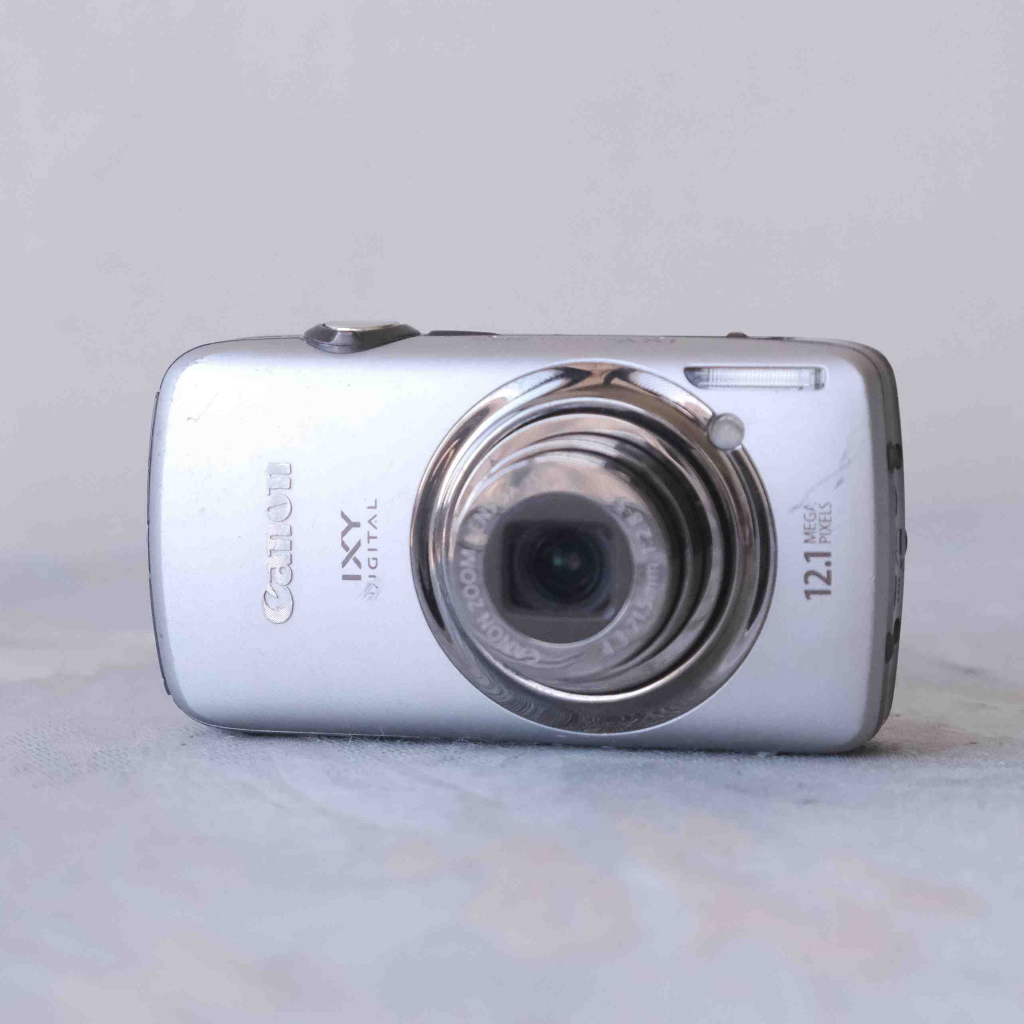 Canon IXY DIGITAL 930 is ( IXUS 200) 金屬 早期 CCD 數位相機(廣角鏡頭)