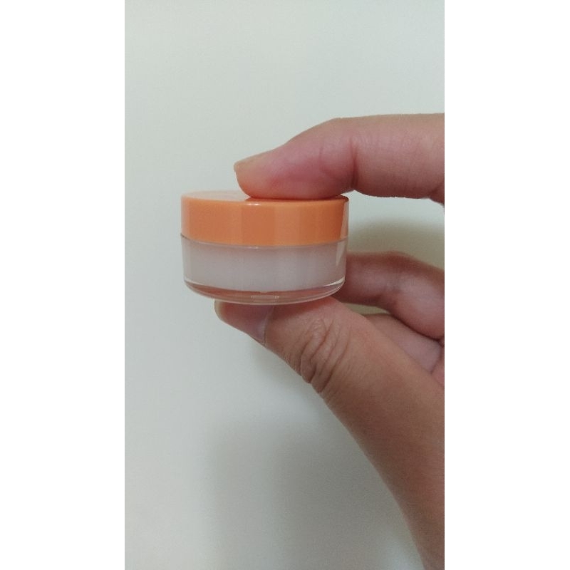 全新 INUKA LIP BALM PEACH 護唇膏 蝦皮購物