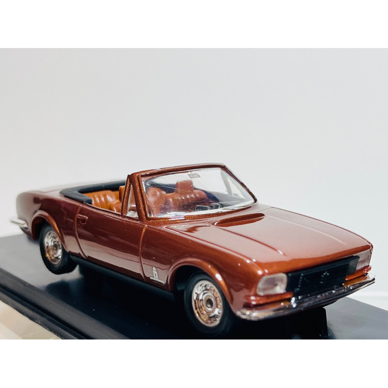 Peugeot 403 cabriolet 1960 échelle 1/43 éme