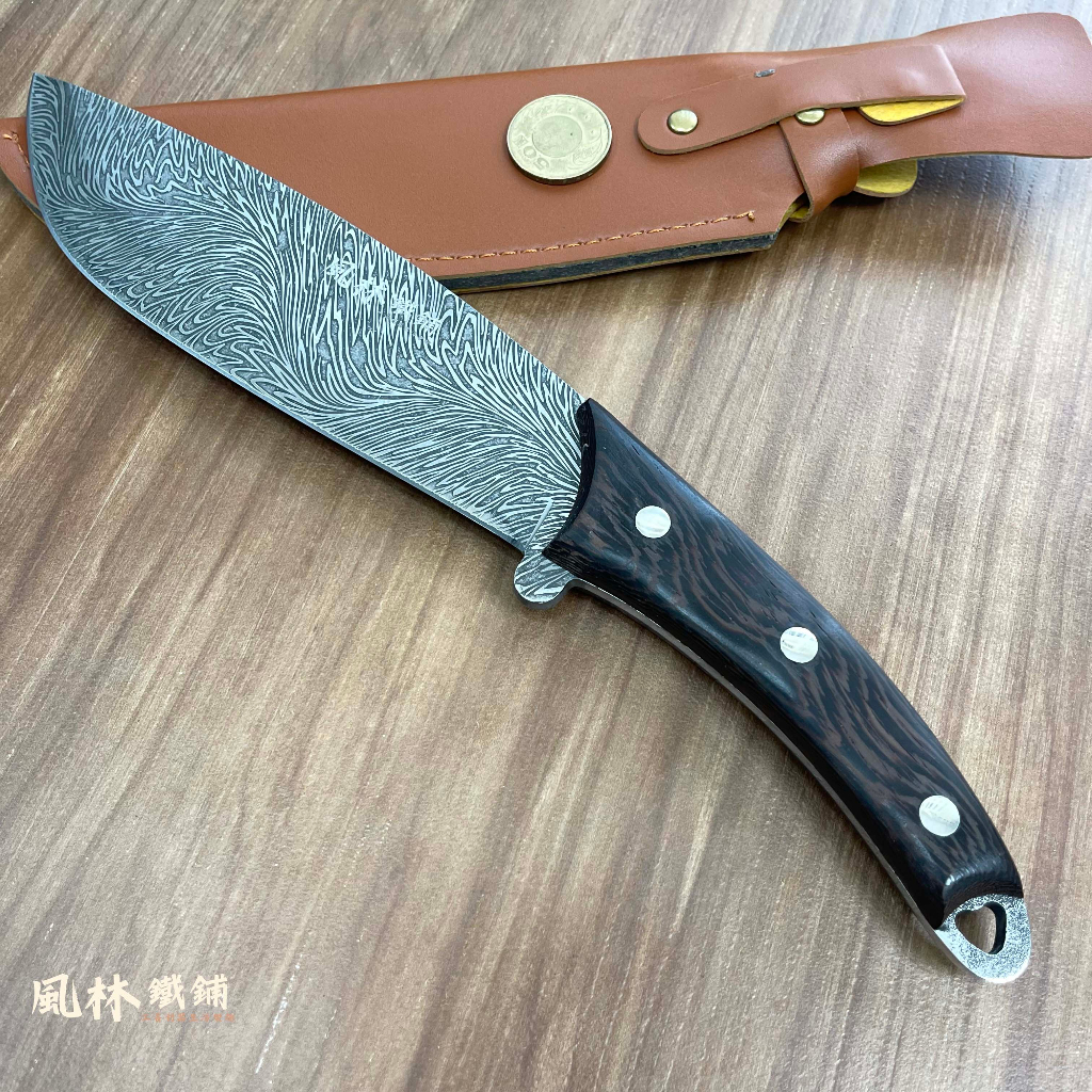 【大狗腿剁刀】附皮套『台灣現貨』8寸花紋雞翅木剁骨刀 特殊精刻鳳尾花紋紋路精美 5mm刀刃厚度剁骨斬切肉刀 | 蝦皮購物