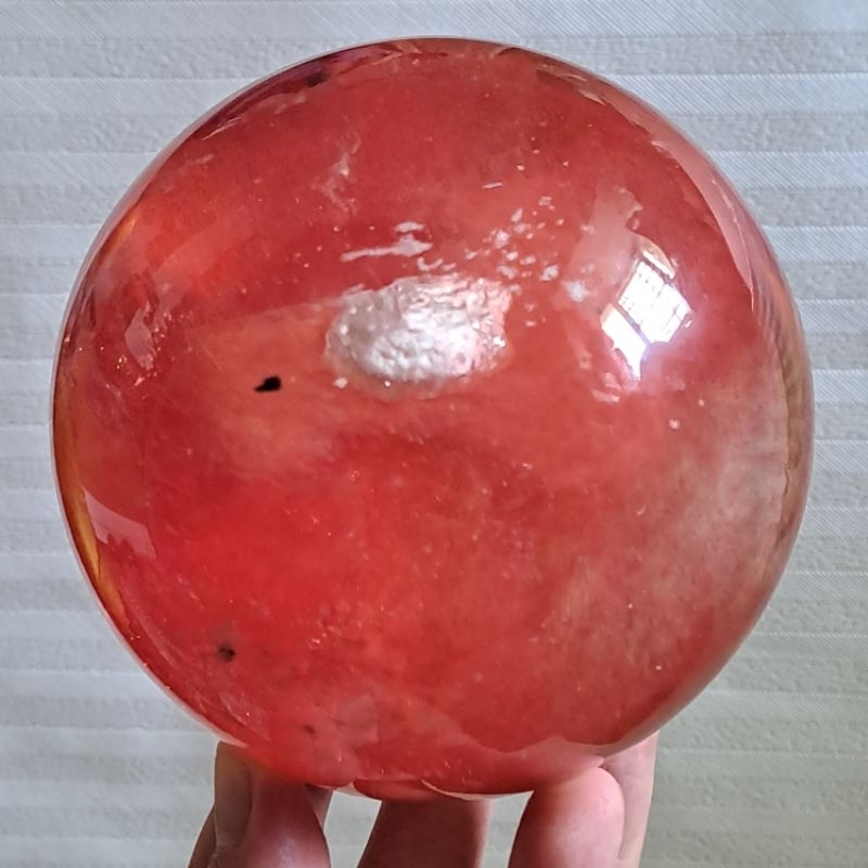 熔煉球、溶煉水晶球、風水球，114mm，淨重1620.5g，透光，成色完美