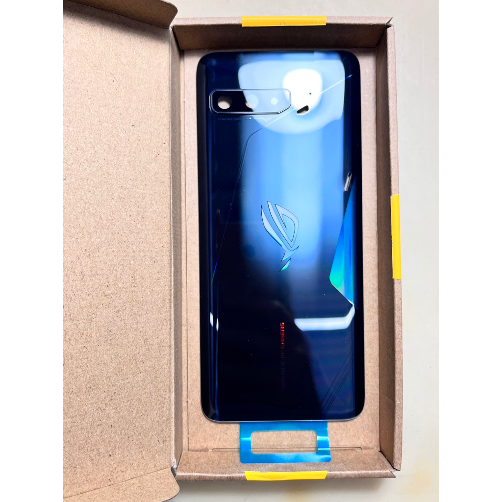 華碩ASUS ROG3背蓋 全新原廠背蓋 玻璃背蓋 電池背蓋 自帶背膠、燈光排 ZS661KS | 蝦皮購物