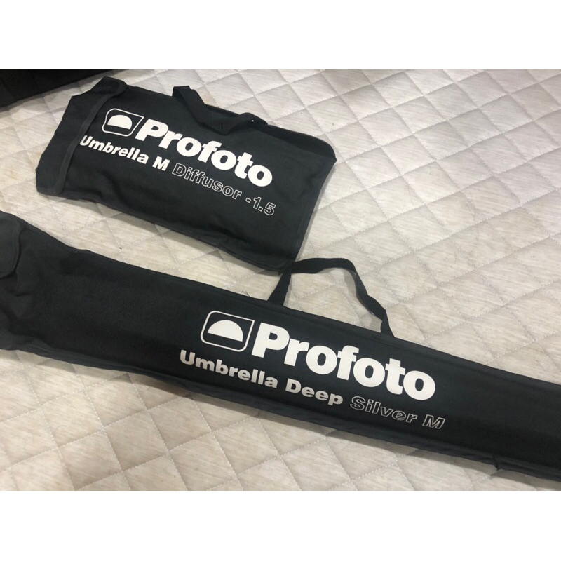 便宜賣掉 Profoto Umbrella Deep Silver M 深型內銀反射傘＋白色柔光布 柔光傘 攝影器材 | 蝦皮購物