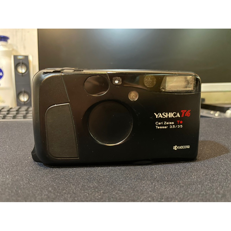 Yashica T4 D (kyocera slim T) 傻瓜底片相機蔡司鏡頭| 蝦皮購物