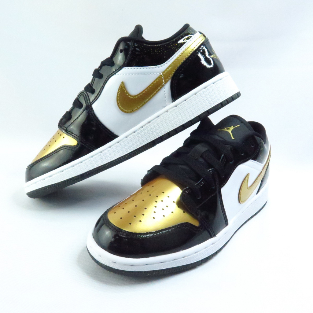 NIKE AIR JORDAN 1 LOW SE(GS) 大童女休閒鞋DR6970071 黑白金~iSport愛