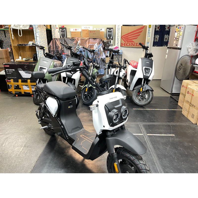 HONDA e: ZOOMER 型 祖瑪 類似 BWS 類大B 專案入台 Dax Cub 新版 U-be UBE Ube | 蝦皮購物