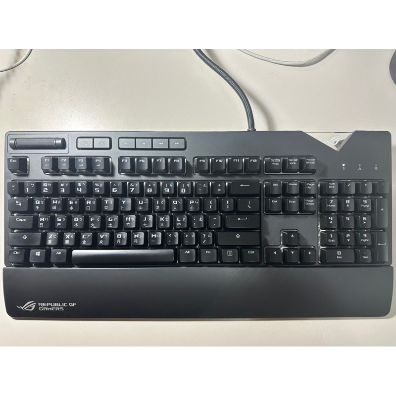 ROG STRIX FLARE 一代 青軸（有手托）9成新 | 蝦皮購物