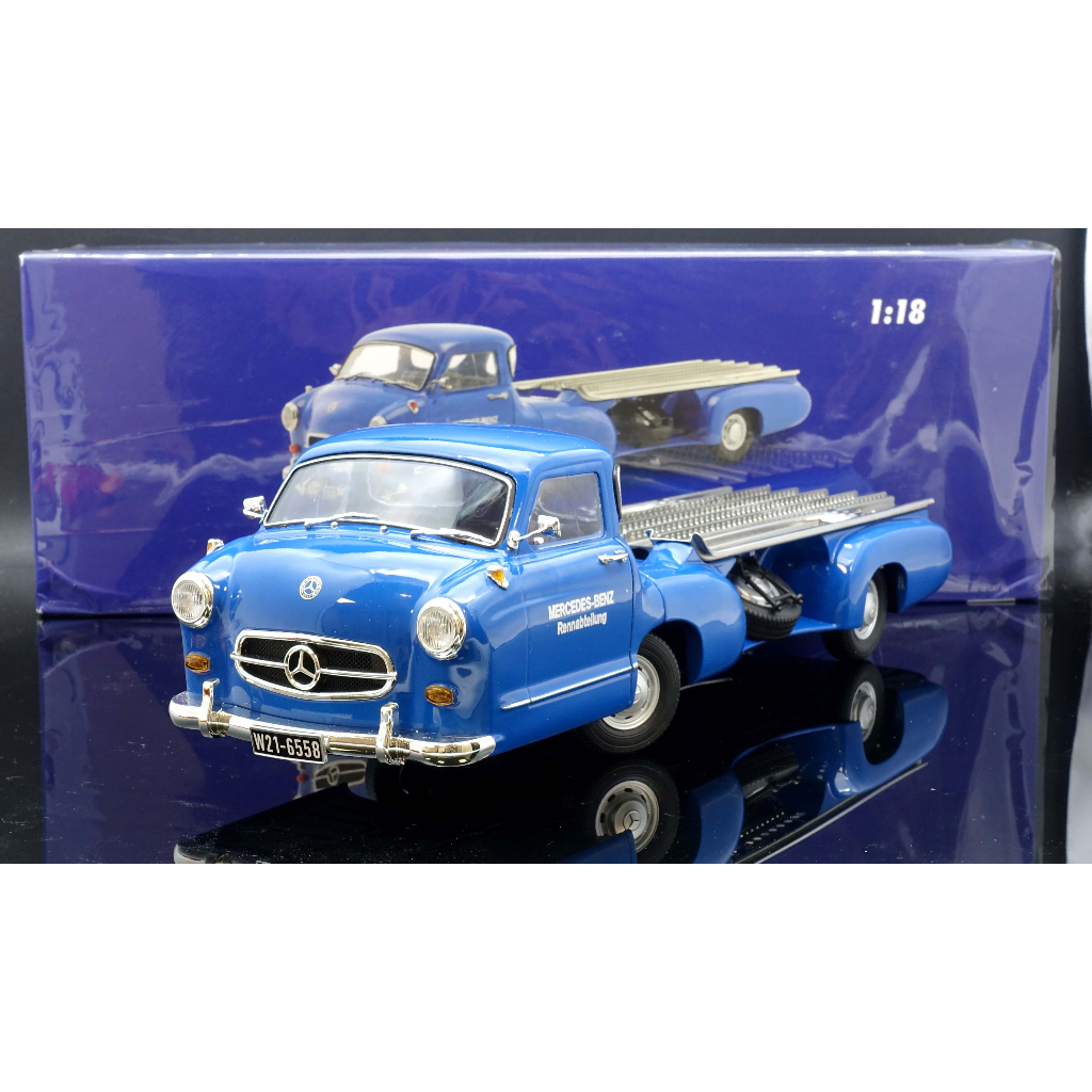 WERK83 1:18 Mercedes-Benz transporteur de course la bleu