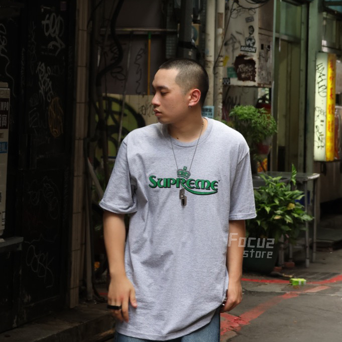 Focus Store】 現貨Supreme 23SS CROWN TEE 皇冠logo 灰黑短T | 蝦皮購物