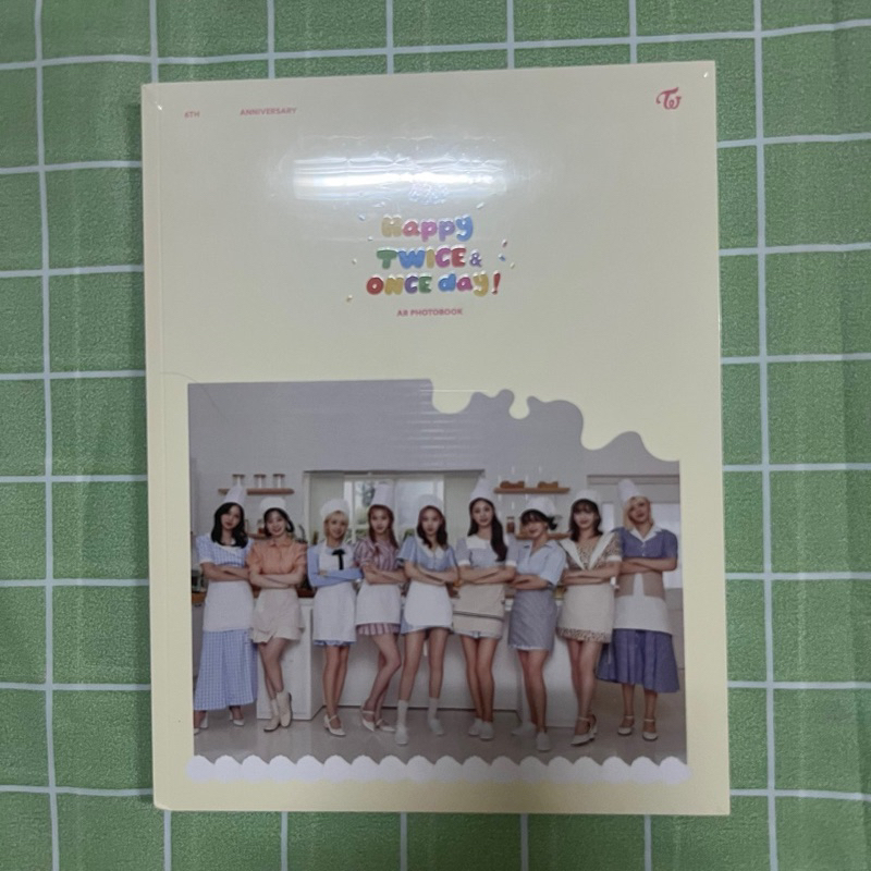 TWICE happy twice & once day PHOTOBOOK | 蝦皮購物
