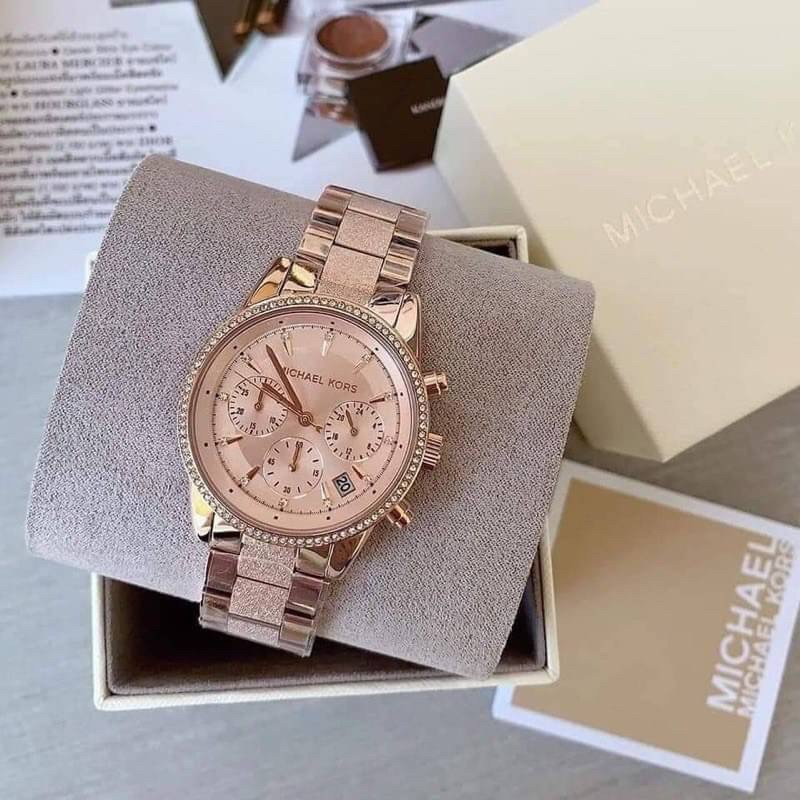 Michael kors smartwatch on sale 5048