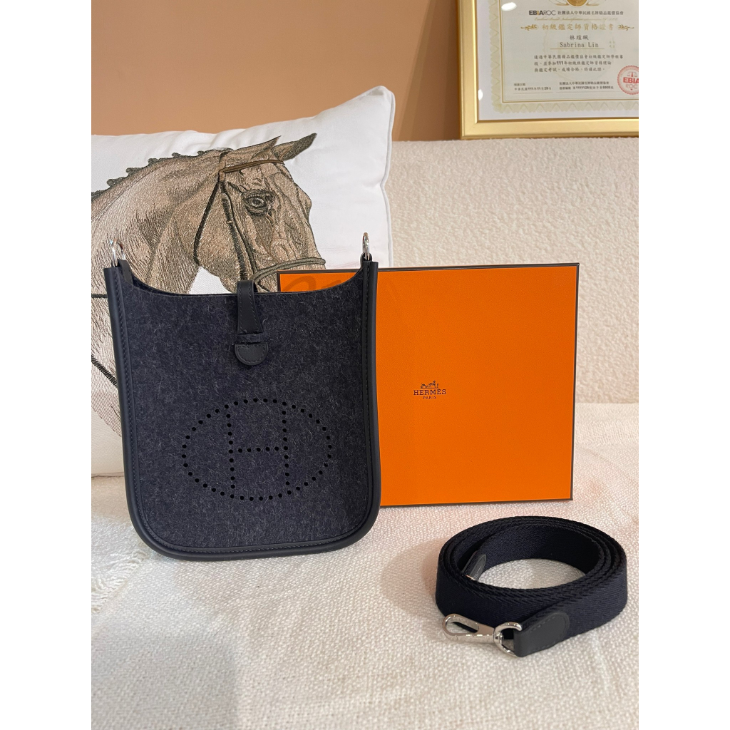 Mini deals evelyne 16