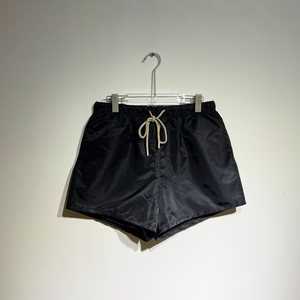 HB Select_ESSENTIALS BLACK COLLECTION RUNNING SHORTS 尼龍短褲 黑 | 蝦皮購物